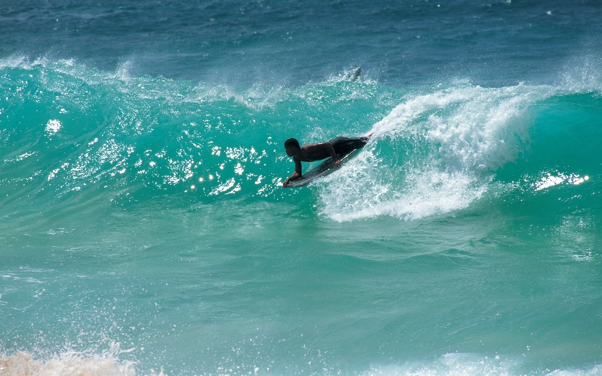 mig eau bleue vague rayons du soleil surf surfeur vitesse été mer eau personnes