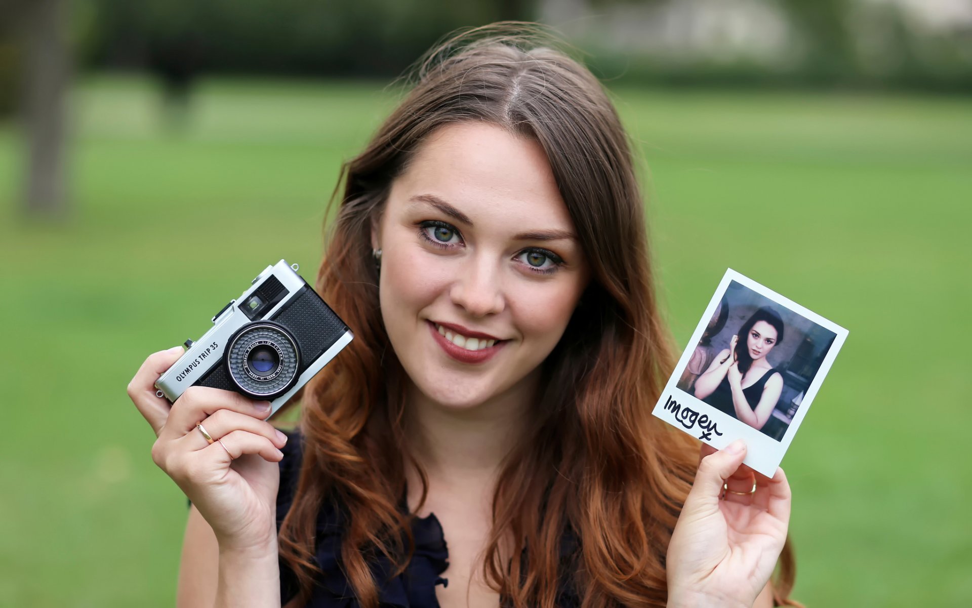 imogen photo a camera smile