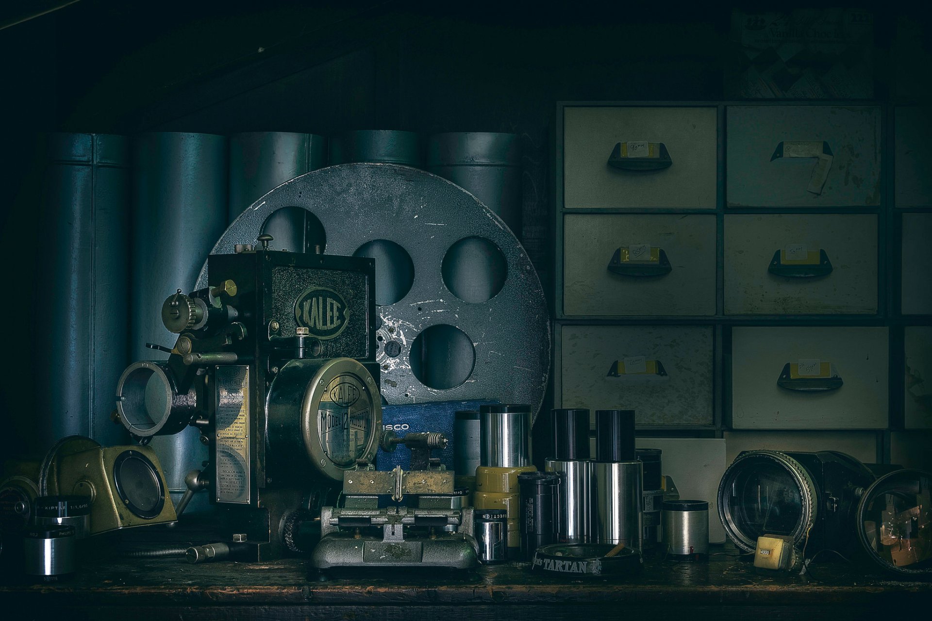projector table retro coil