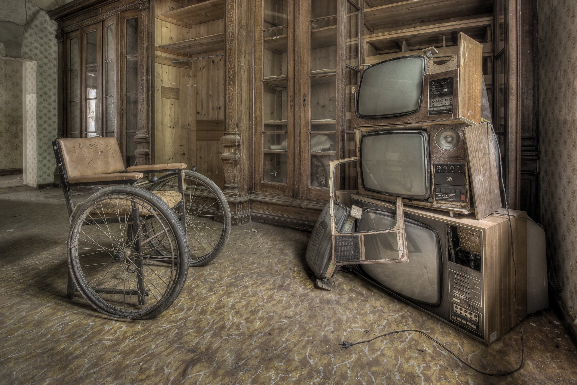 chambre tv poussette
