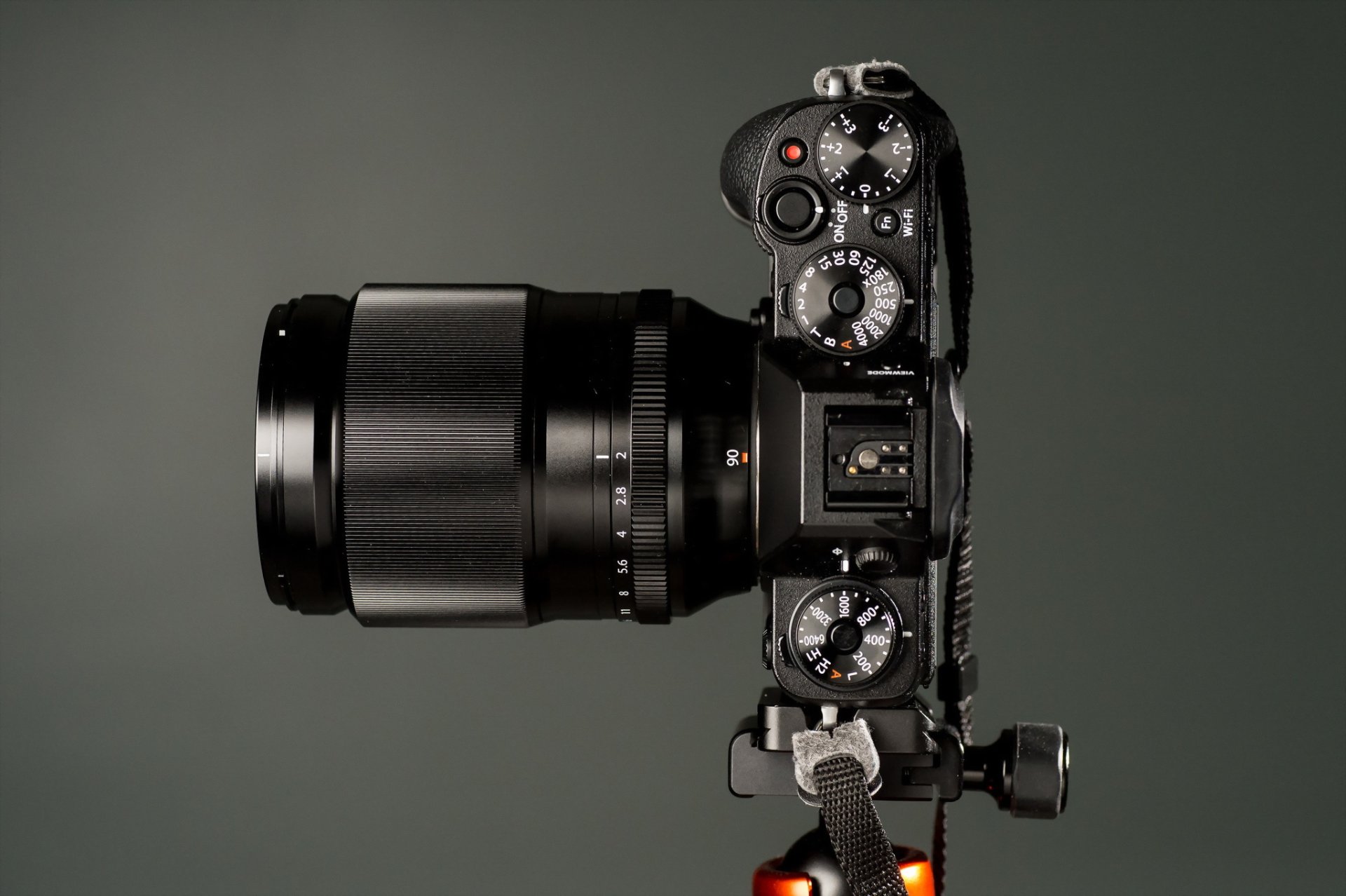 the camera fuji 90mm f2 r lm wr close up