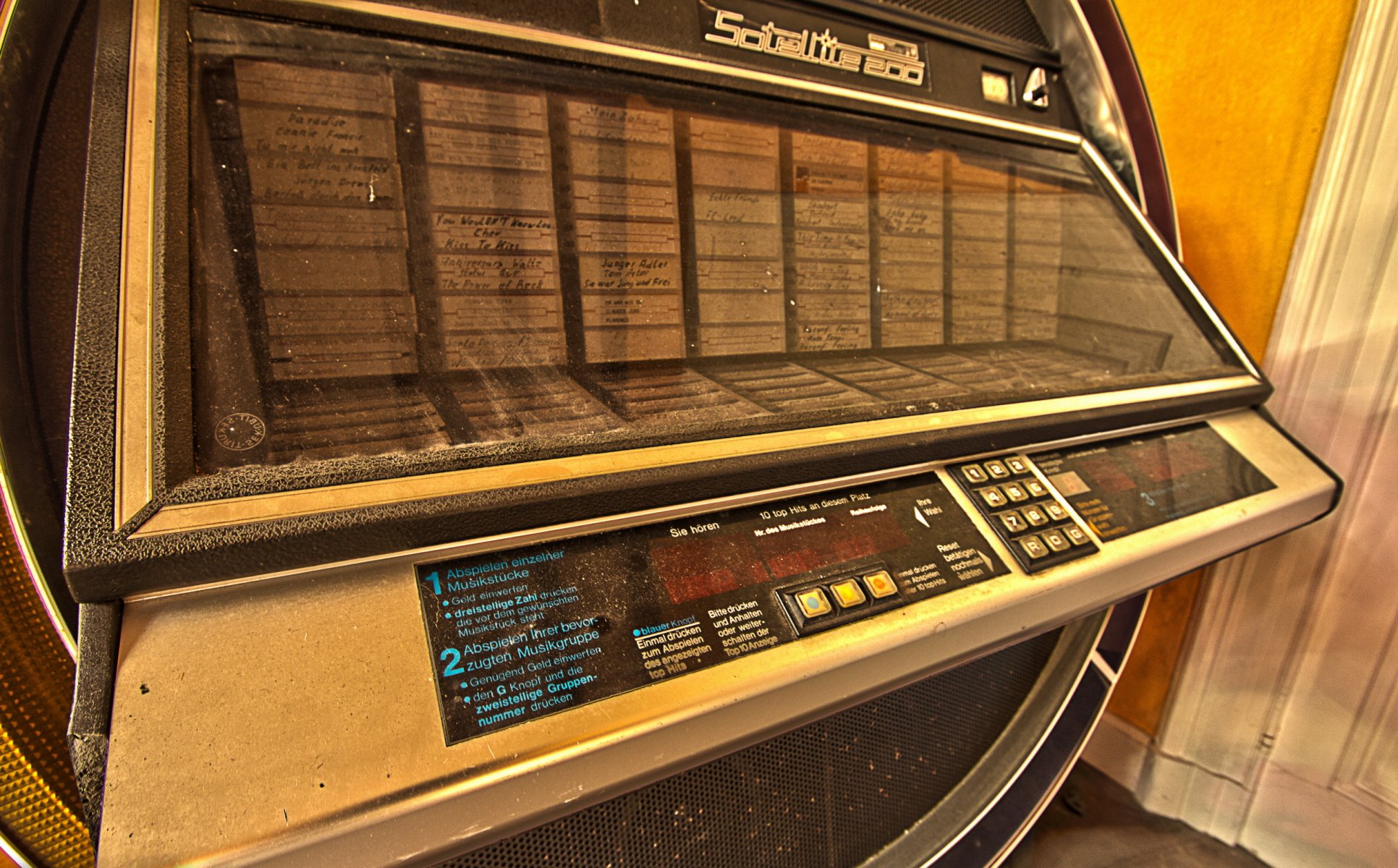jukebox satellite 200 abandoned musicplayer music