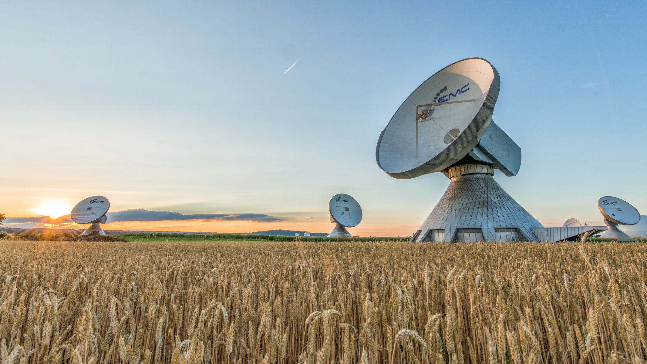parabólico antena comunicaciones tecnología
