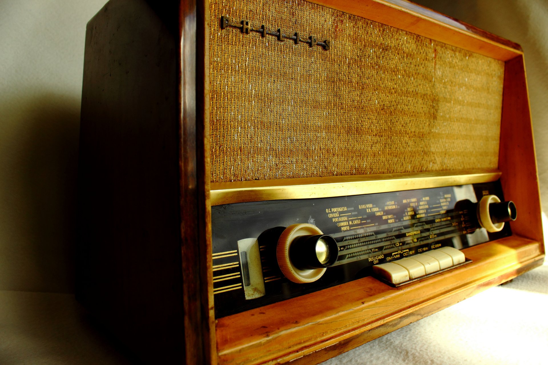 radio receiver background