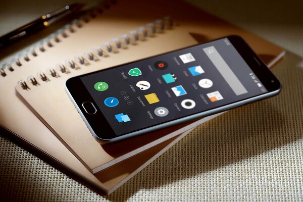 Included smartphone desktop