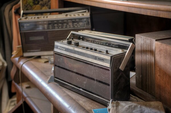 Vintage radio on the shelf