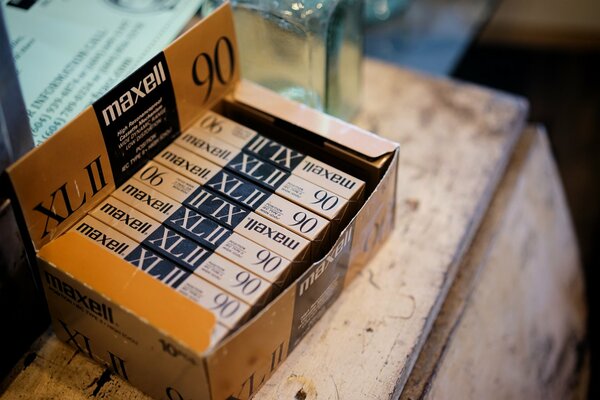 Cassettes in a box desktop wallpaper