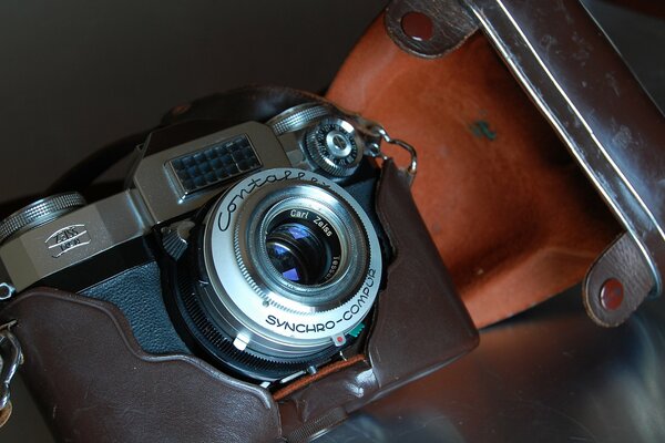 Macro photography of the contaflex camera