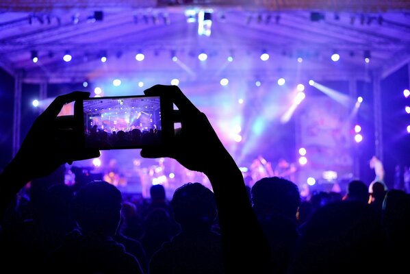 Videografia di un concerto musicale per smartphone