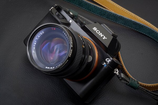 Fotocamera Sony Lente su sul tavolo
