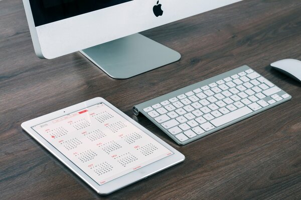 Arbeitsumgebung mit Apple