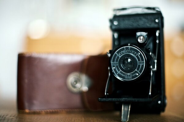 The lens of the old coronet camera