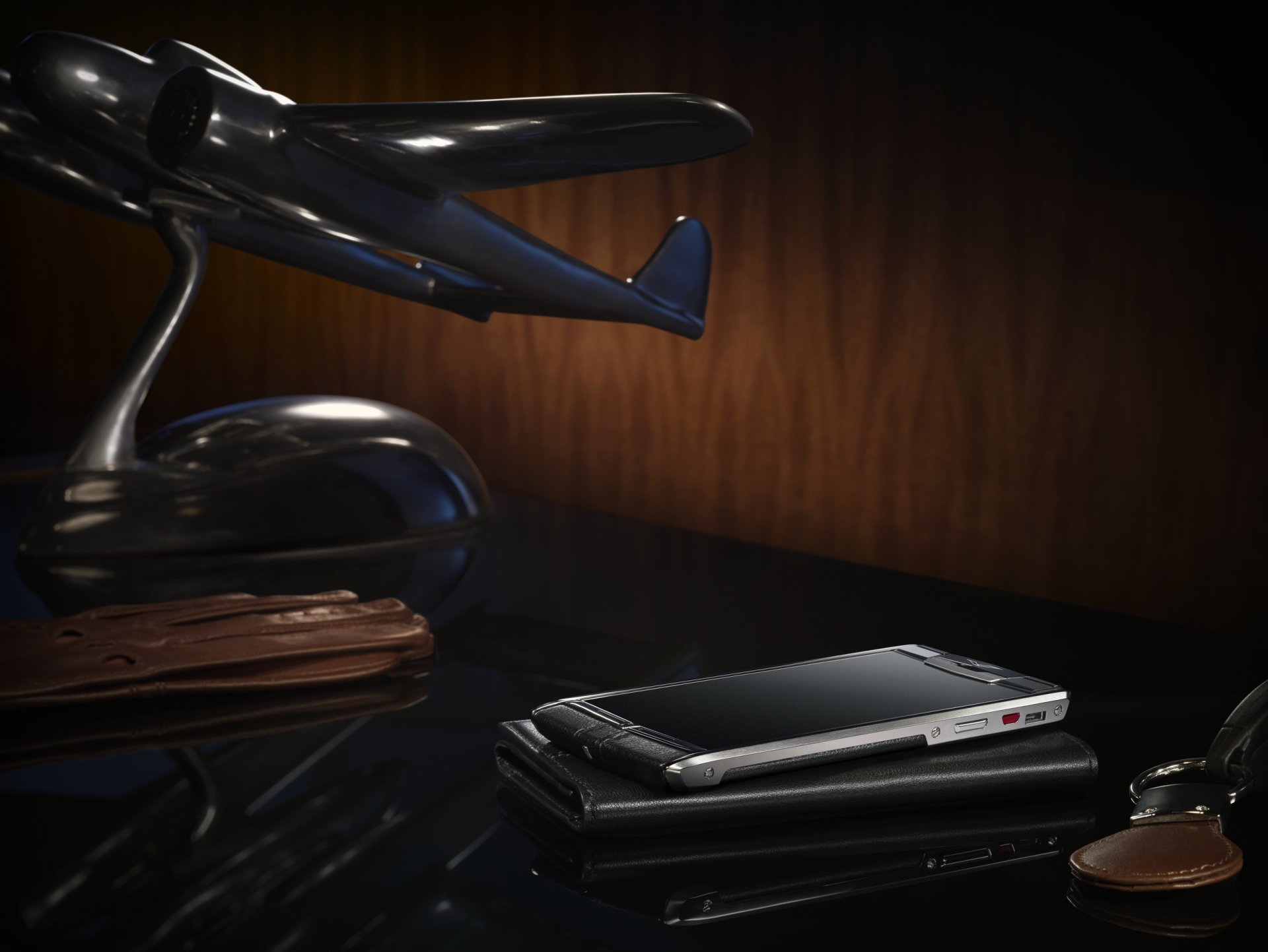 vertu signature tactile salut-technologie smartphone style