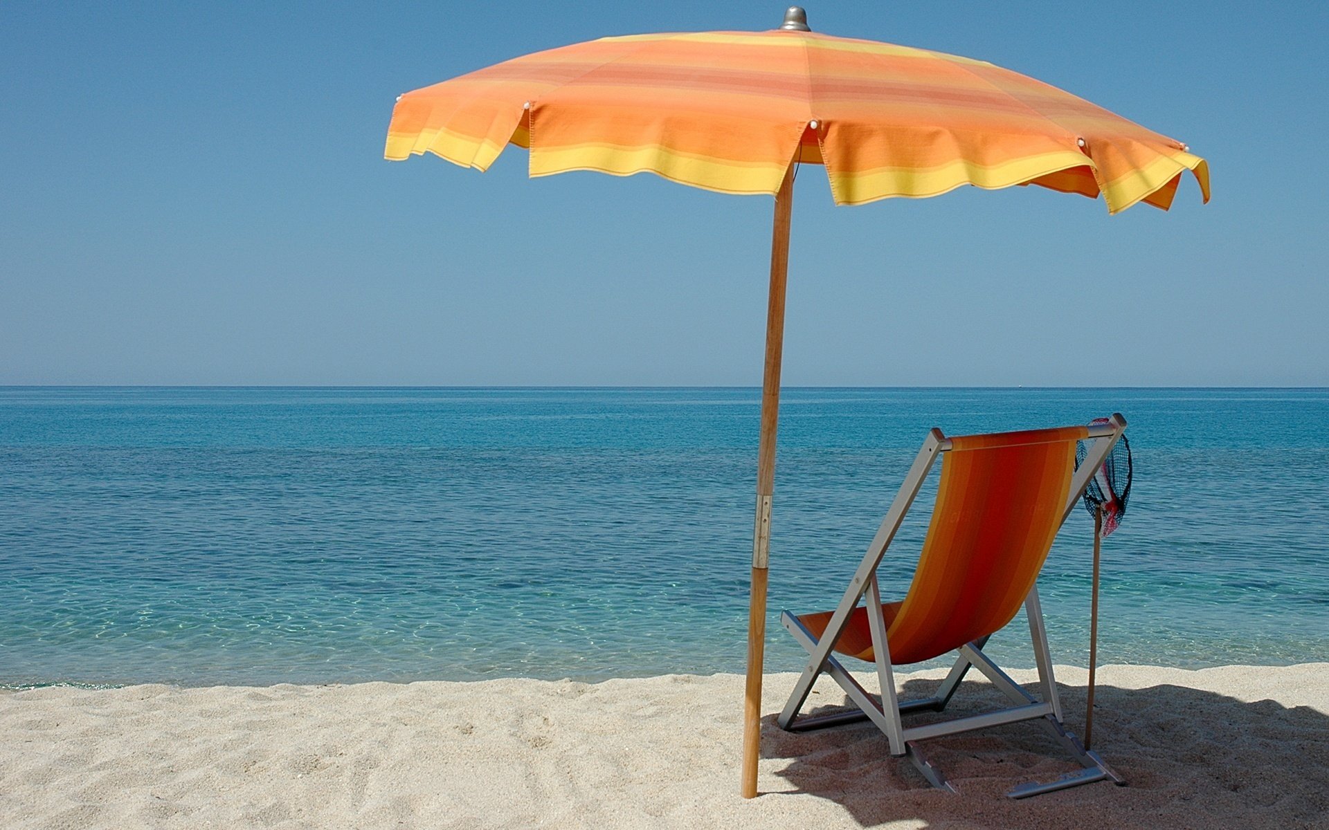 leżak parasol spokojne morze plaża woda morze powierzchnia horyzont krajobraz natura wakacje wakacje ośrodek piasek lato upał upał