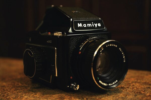 Mamiya digital imaging camera