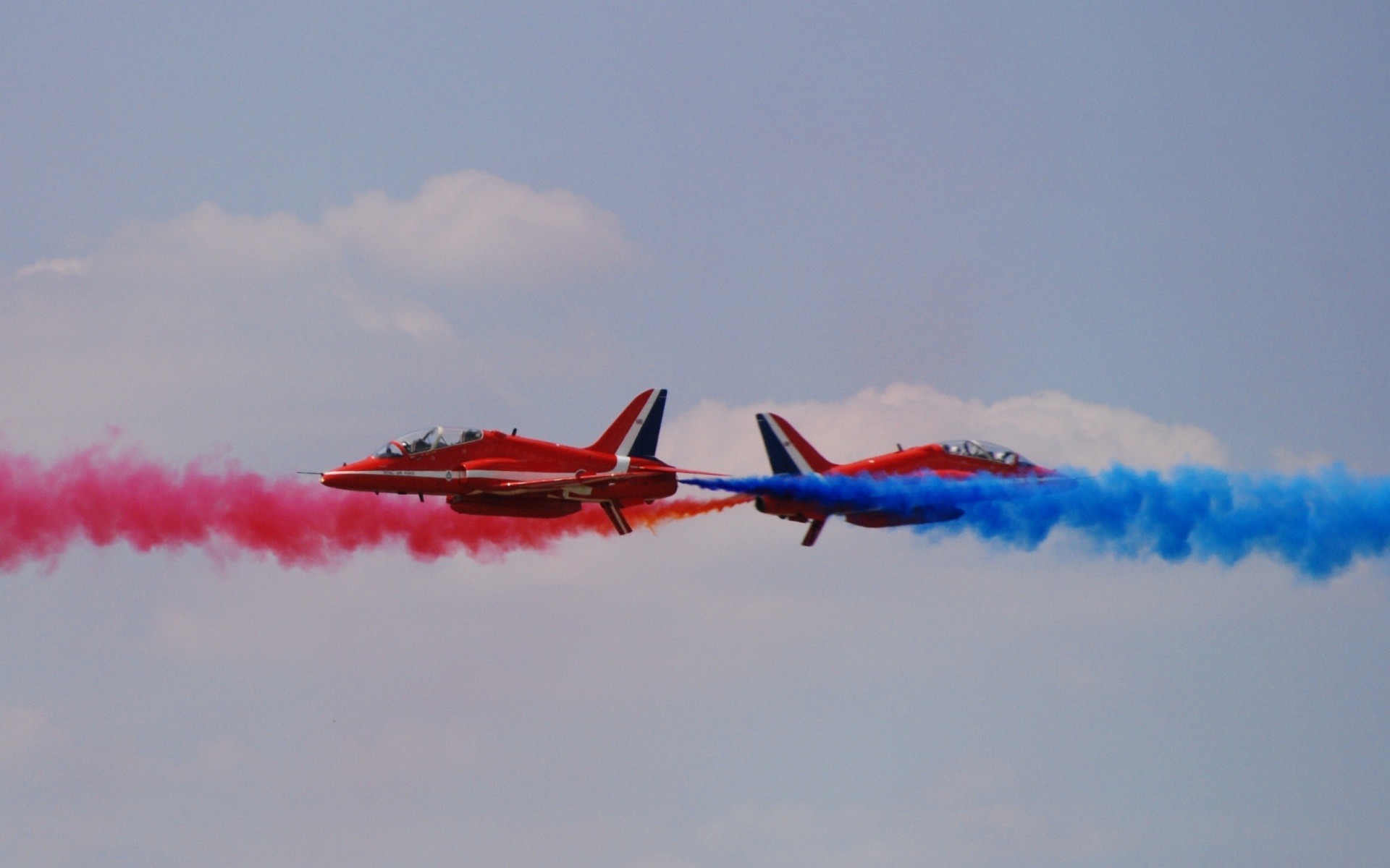 humo rojo alaska azul