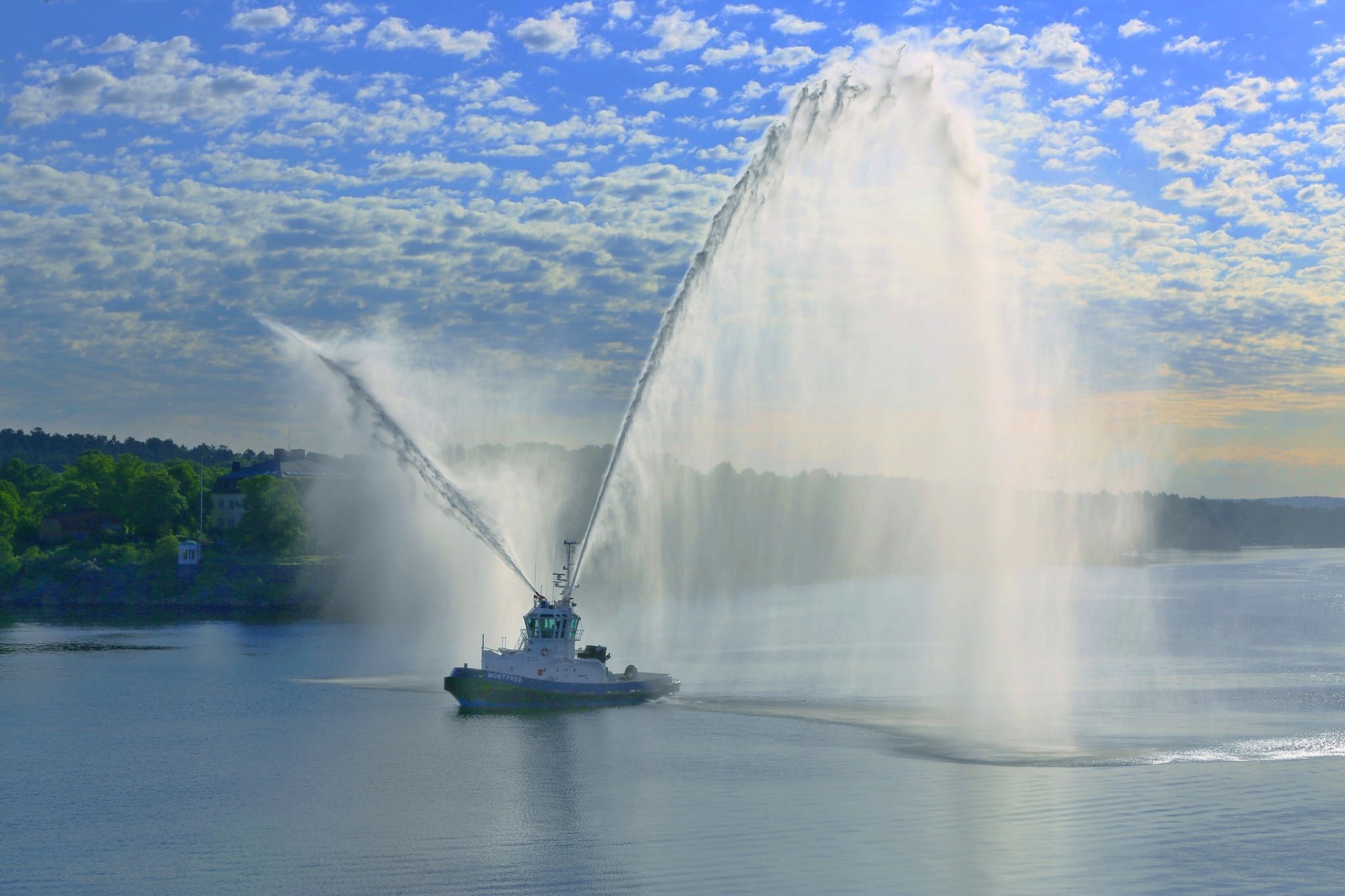 tockholm sweden lift water cannons salute fountain the port