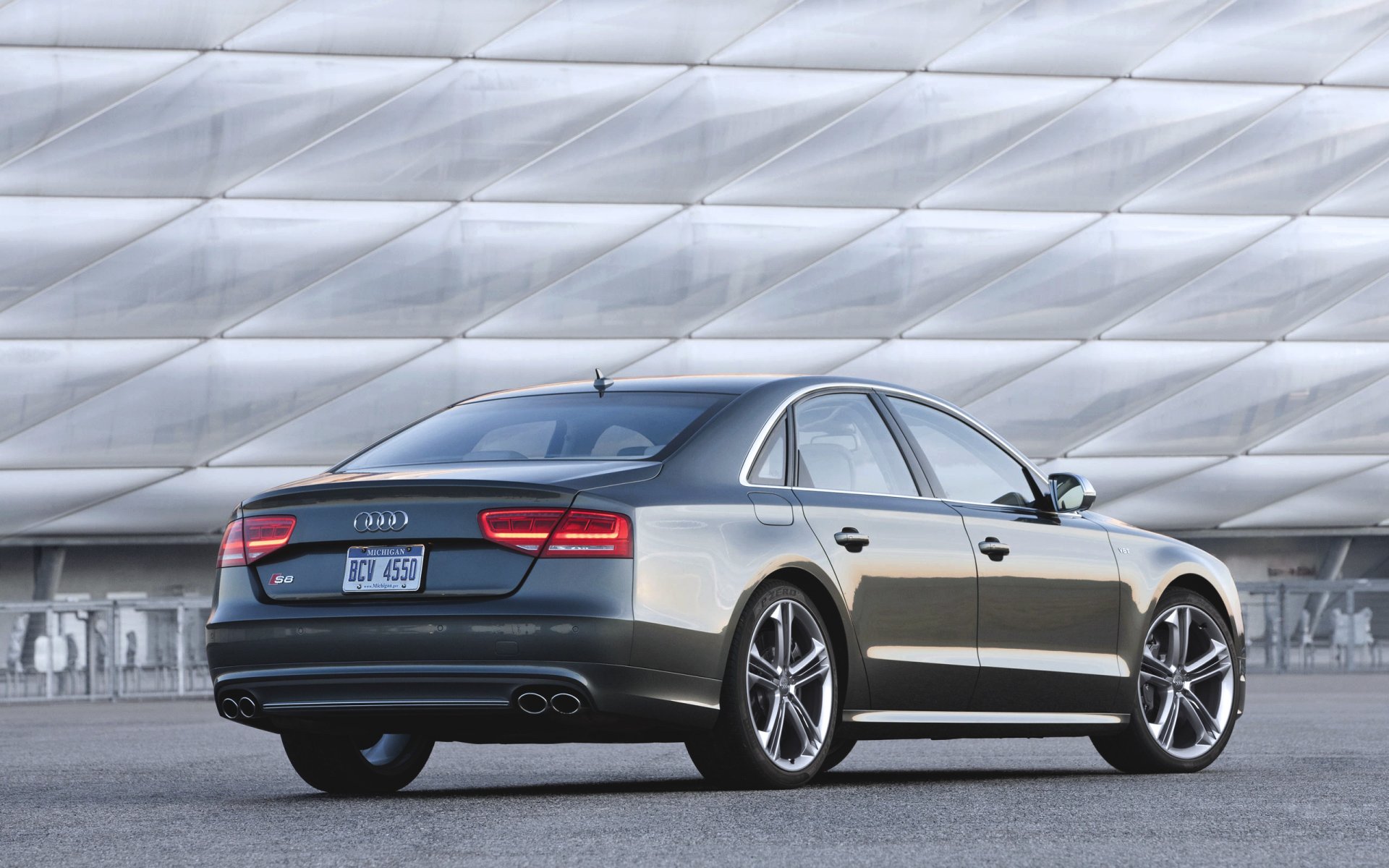 audi s8 tfsi audi auto samochód sedan szary wieczór