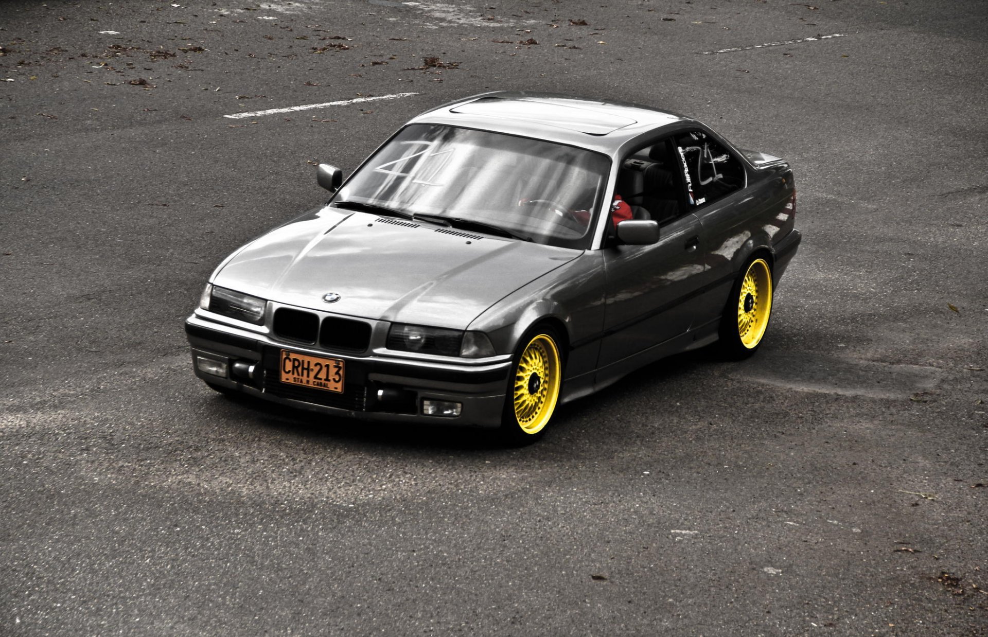 bmw e36 seria 3 oldschool m3 droga żółta