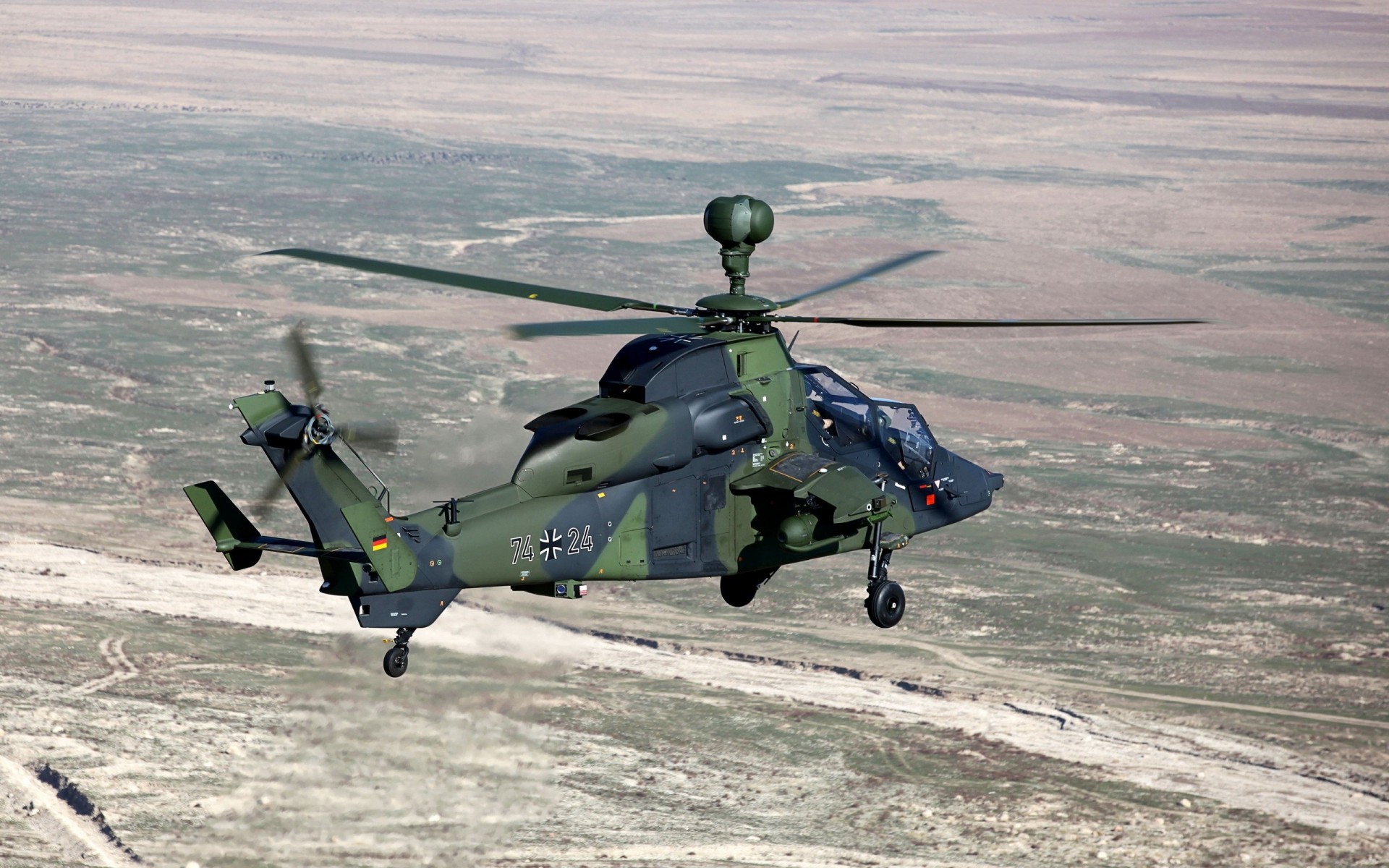 helicóptero tigre armas