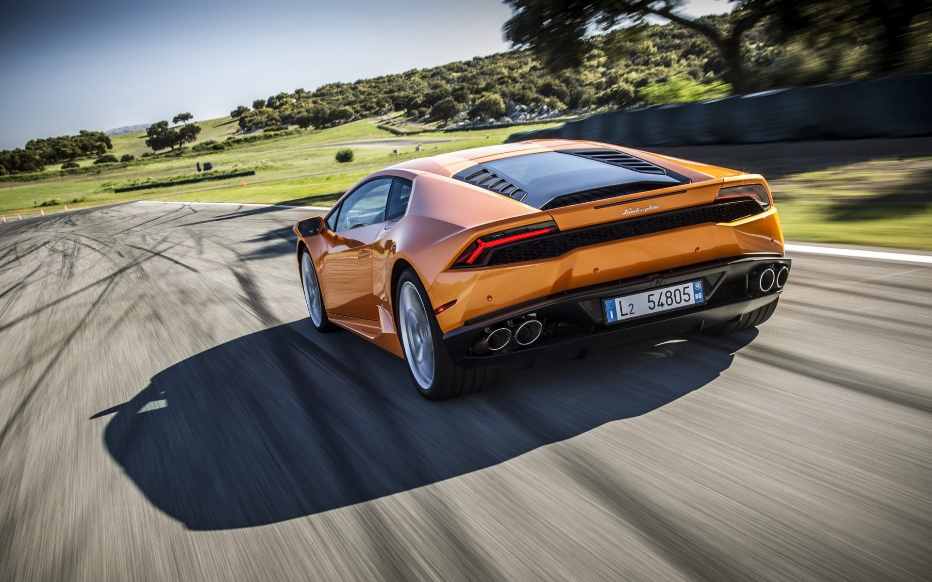 lamborghini urakan lamborghini hurricane supercar highway