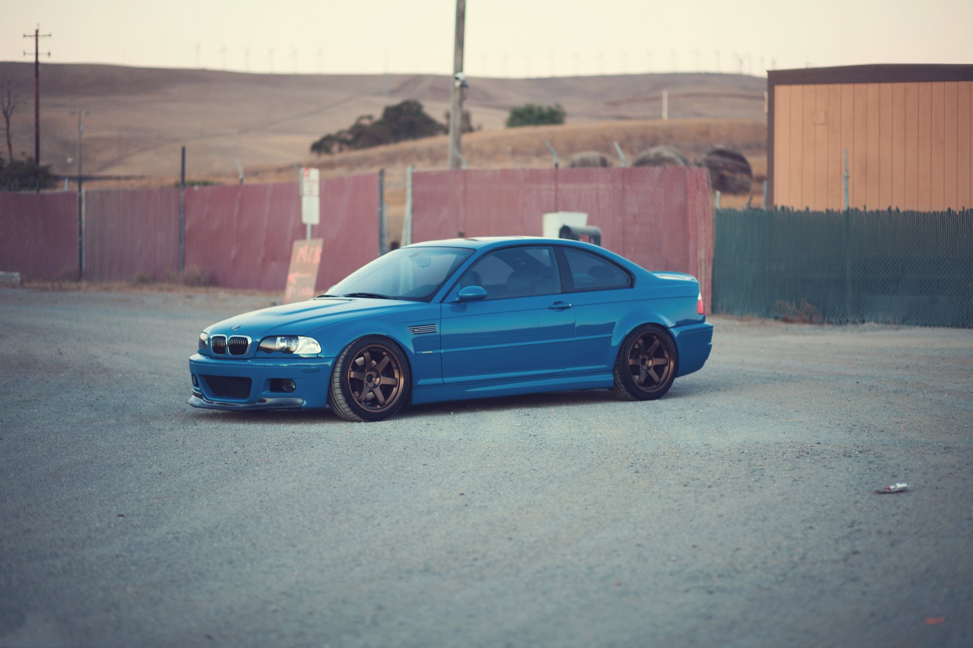 bmw m3 e46 azul bmw vista frontal barandilla