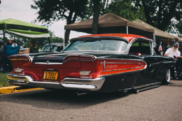 Edsel Corsair auto retrò per intenditori di classici