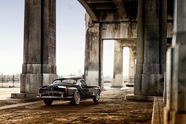 Californie. ferrari noire 250 gt spyder Passo lungo 1959. vue arrière