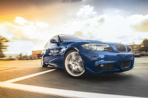 Sprtive BLU BMV 3 serie 335i