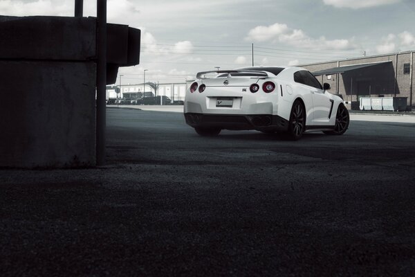 White nissan gtr r35 car in the city