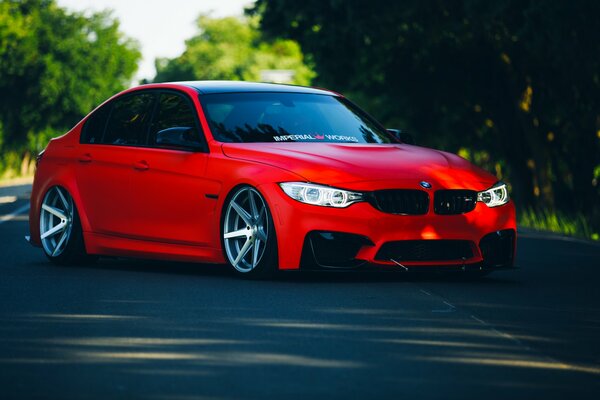 Rojo bmw M3 F80 vista frontal Wallpaper