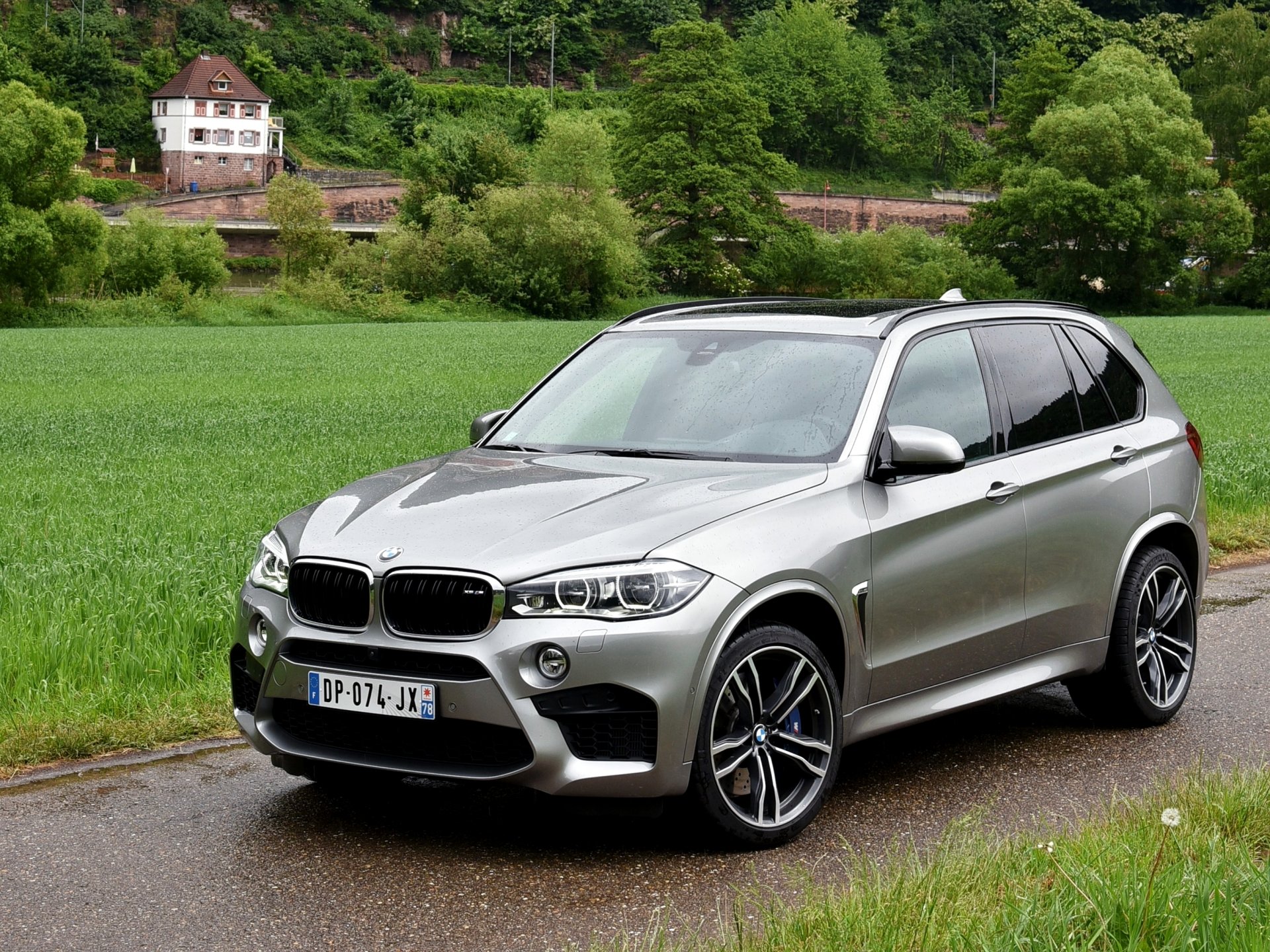 2015 г. bmw x5 m ас-spec f15 бмв