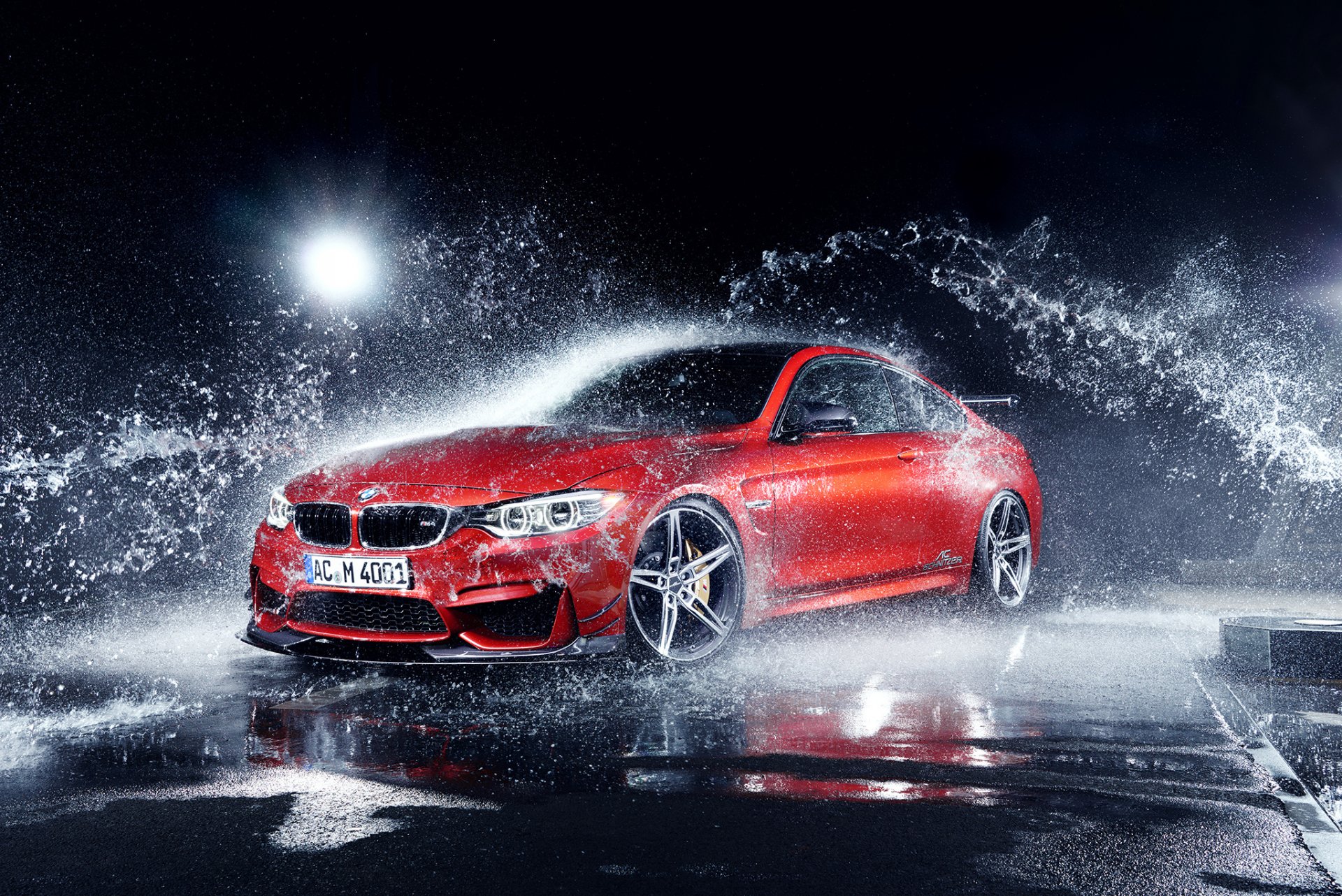 bmw m4 coupe f82 od ac-schnitzer wersja eksportowa rozpryski krople wody