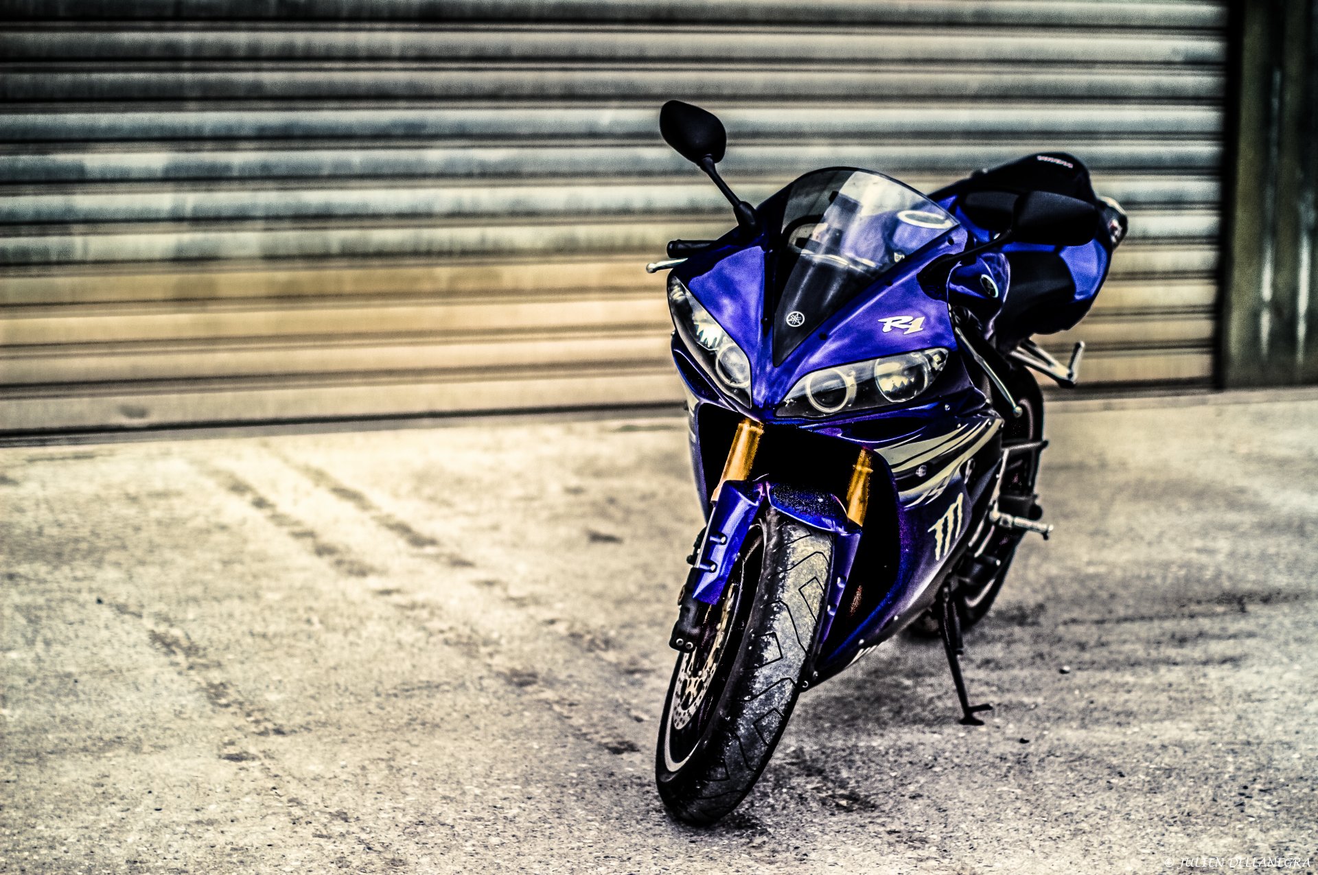 yamaha yzf-r1 fahrrad supersport blau yamaha p1 motorrad rollos