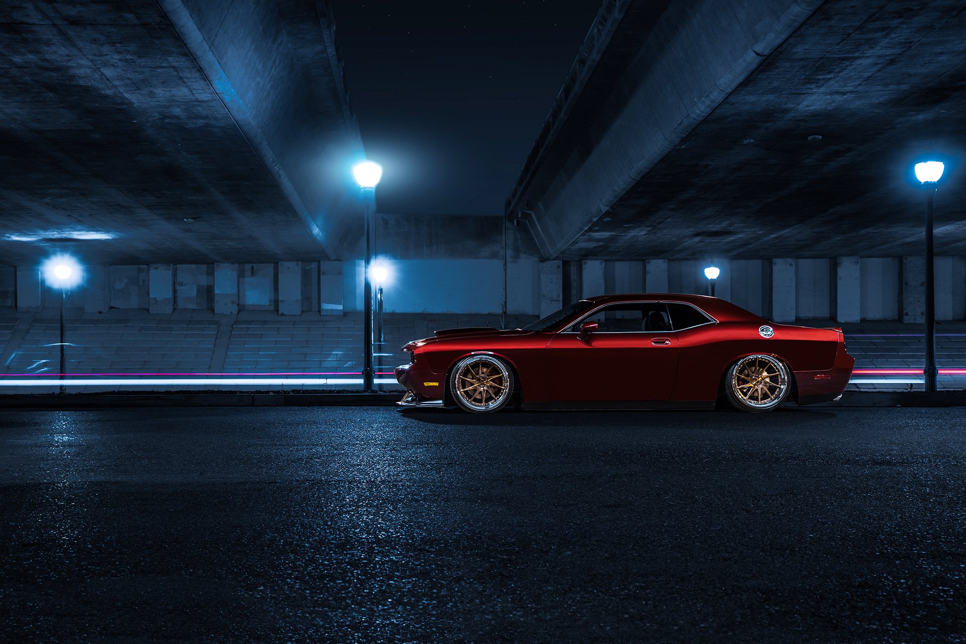 esquivar challenger avant gard ruedas americano músculo coche caramelo rojo lado