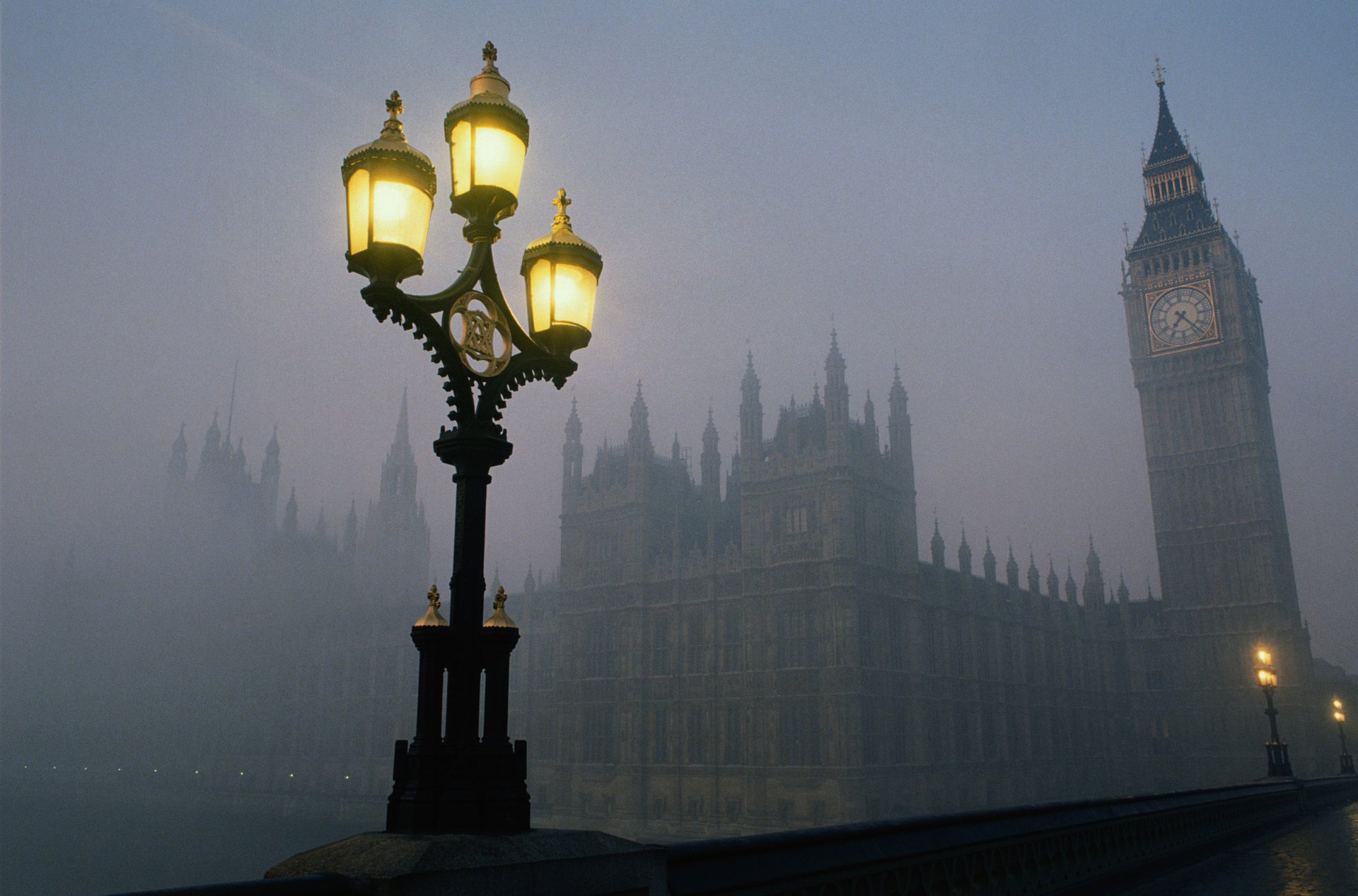 tour londres brouillard pont villes nuit lumières des villes