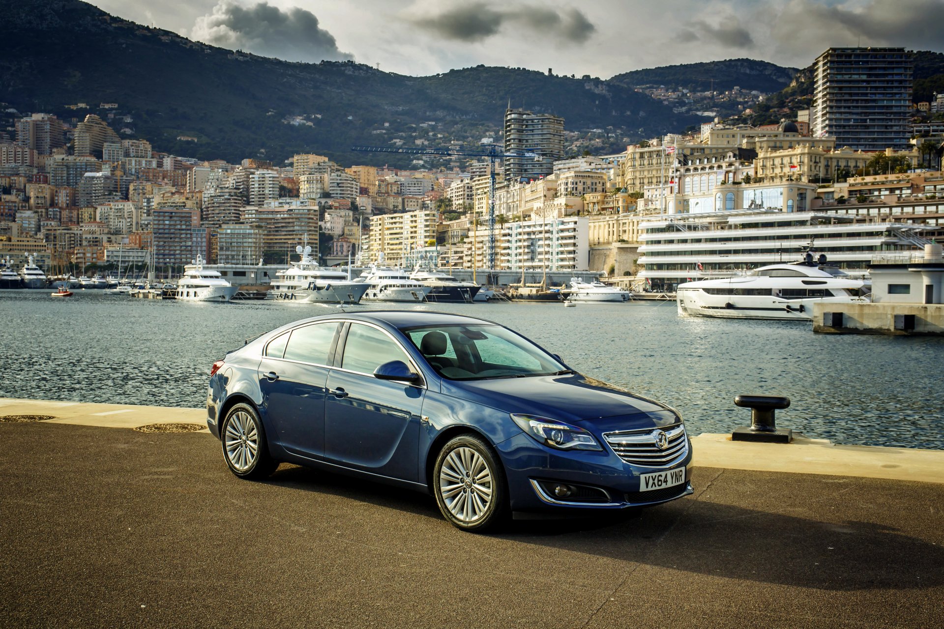 2014 vauxhall opel signs hatchback opel insignia