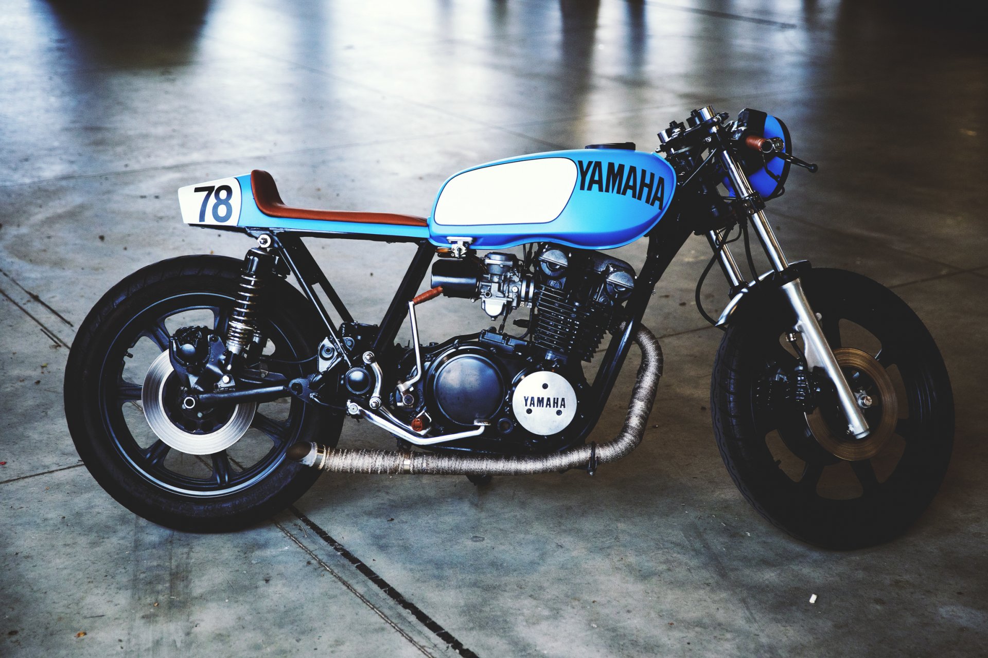 yamaha cafe racer club moto vintage