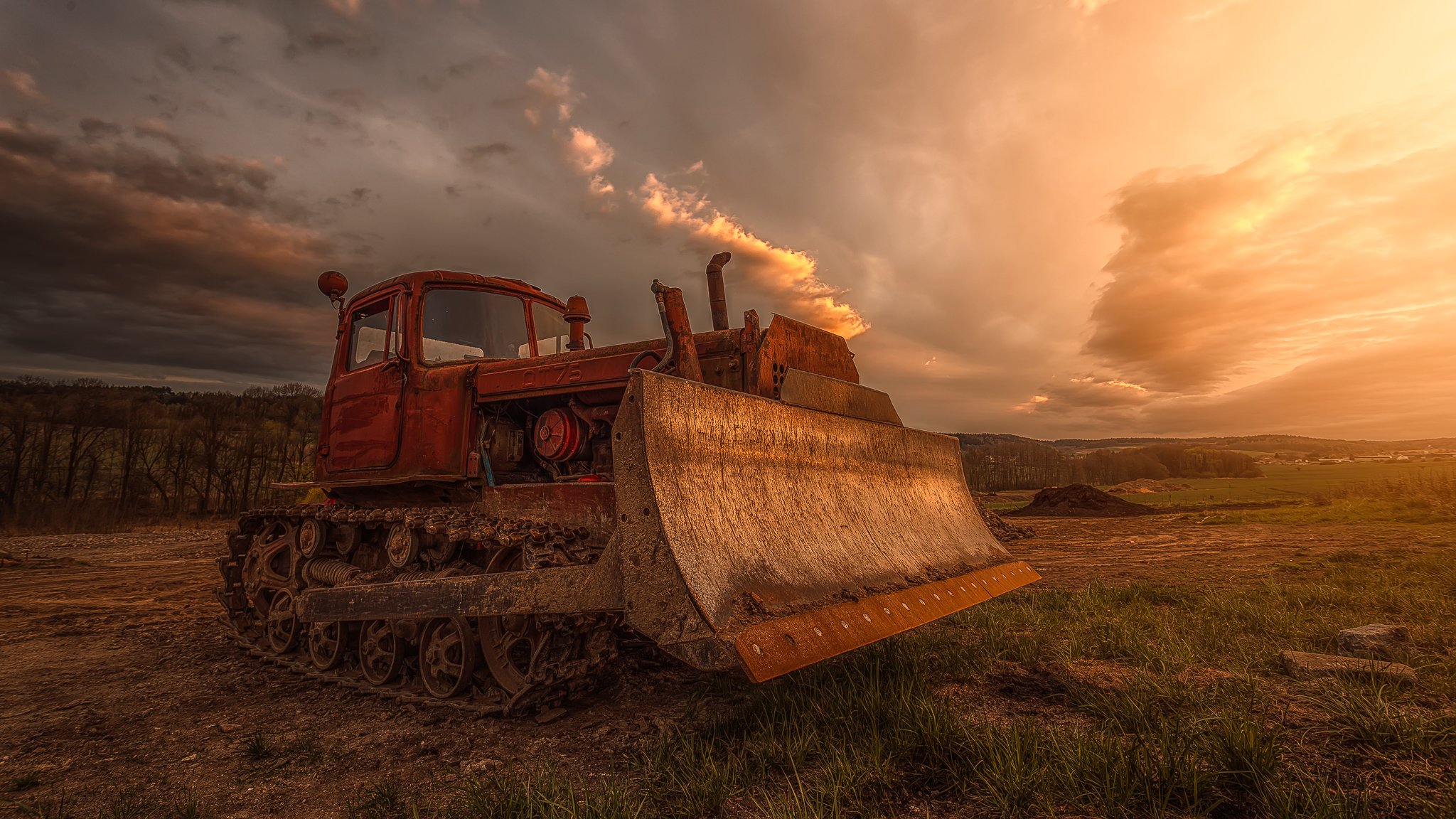 grader bagger planierraupe baumaschinen maschinen feld schmutz hdr