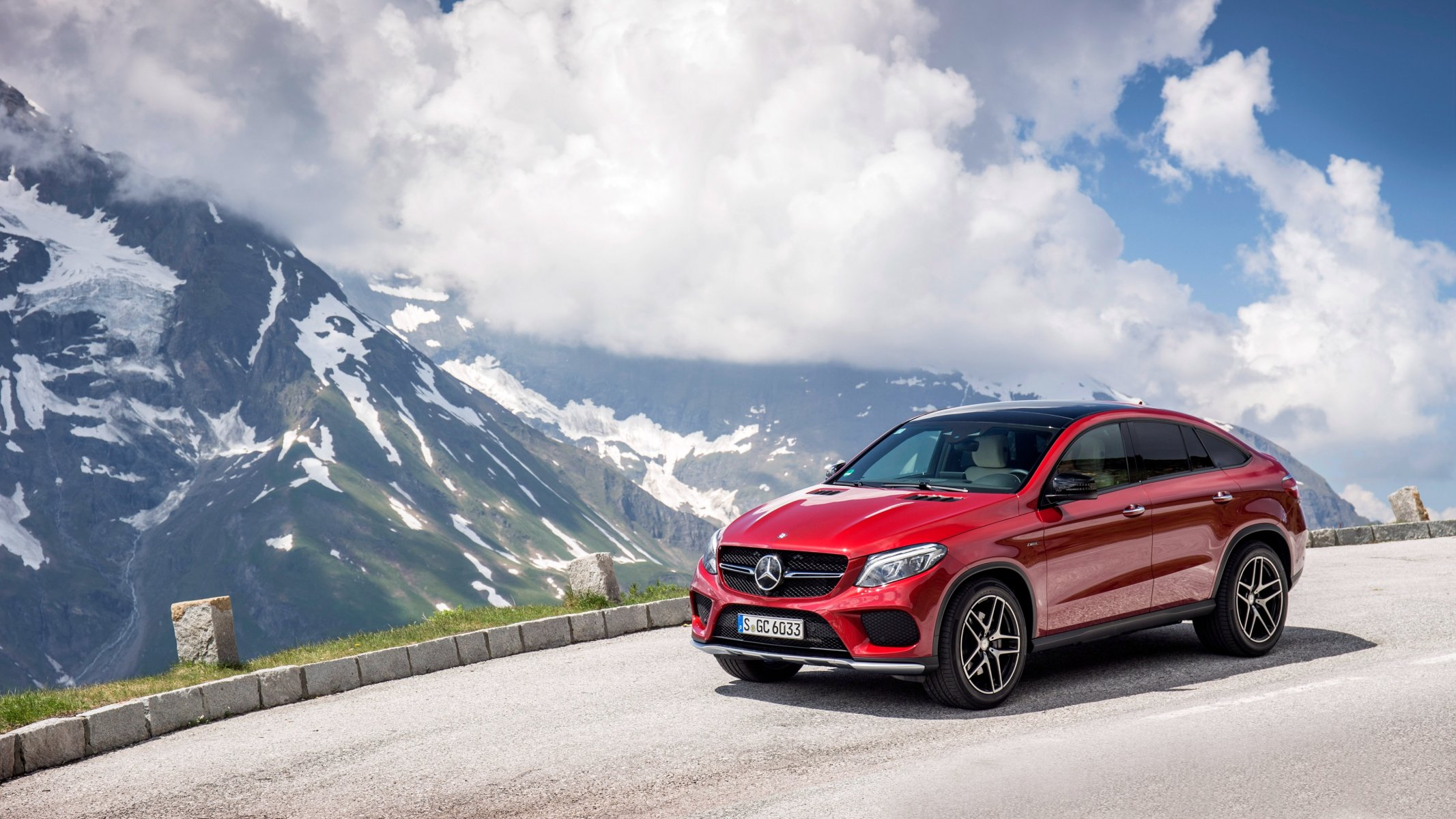 2015 г. mercedes-benz gle 450 amg 4matic купе c292 мерседес красный