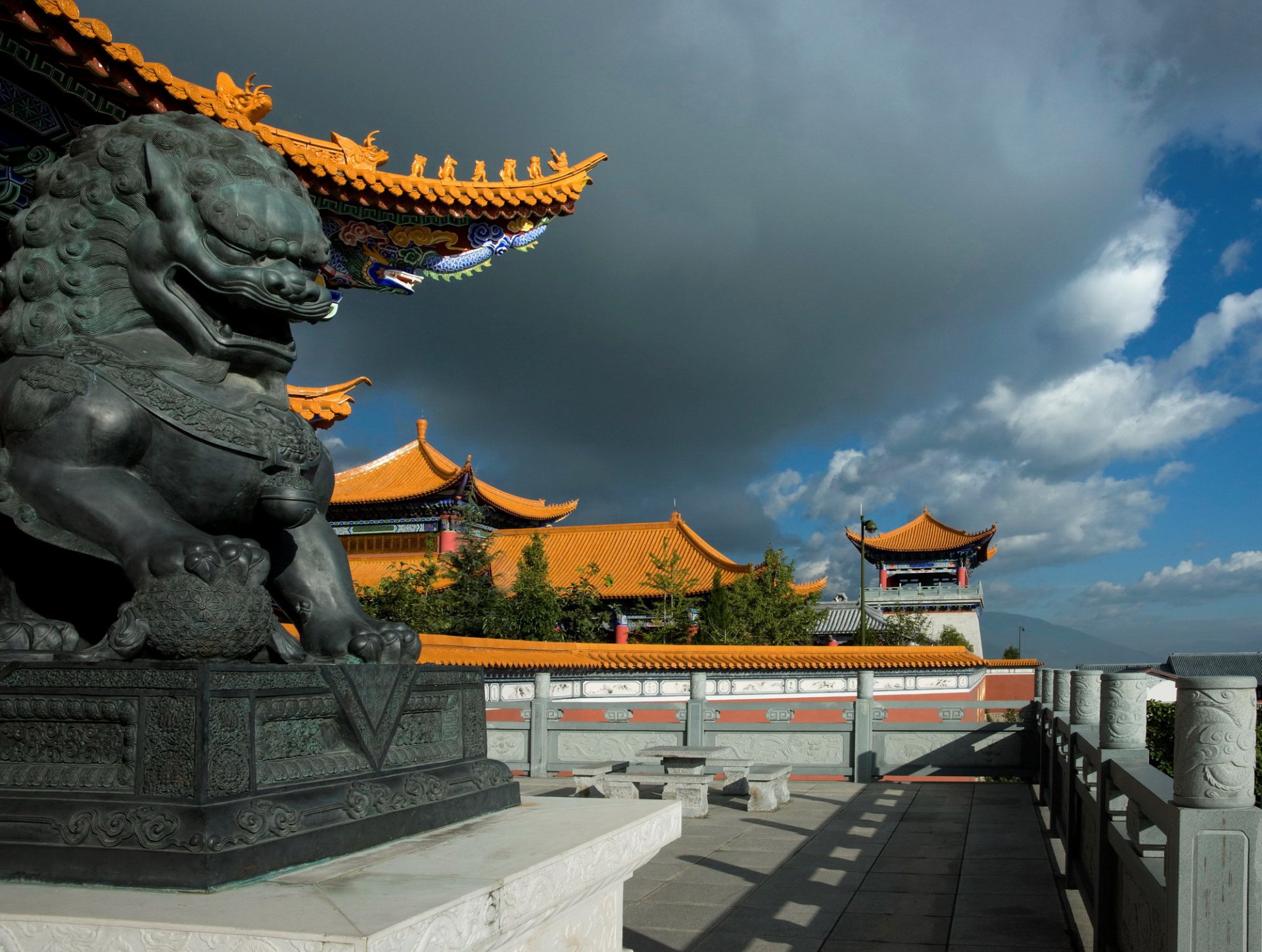 chine sculpture dragon maisons ciel nuages villes est architecture nuages