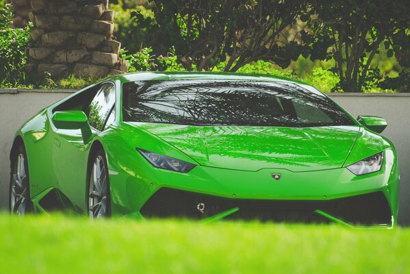 Zielone cukierki Lamborghini Huracan