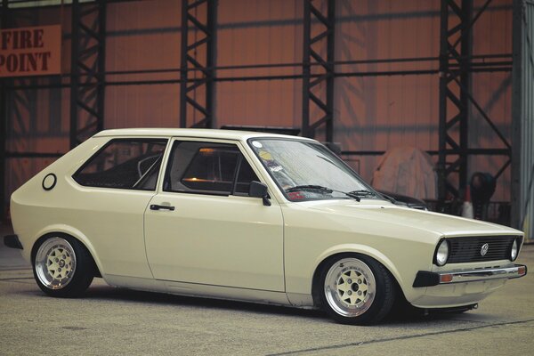 Volkswagen polo white in the garage