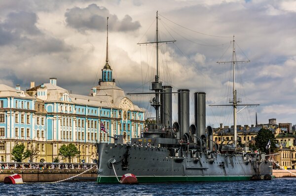 Cruiser Aurora on the background of Nakhimov Naval School