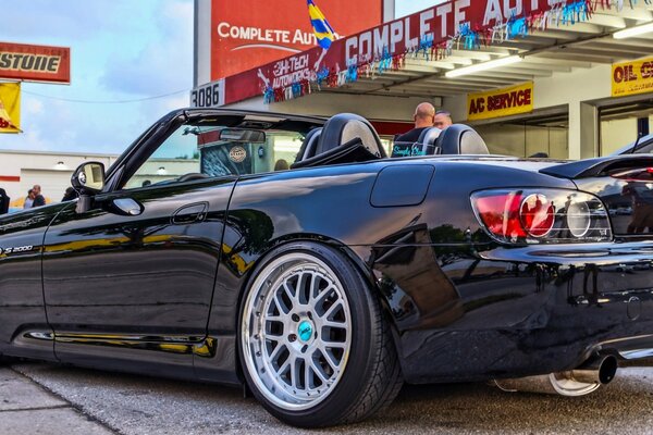 Honda S2000 Roadster tchd1