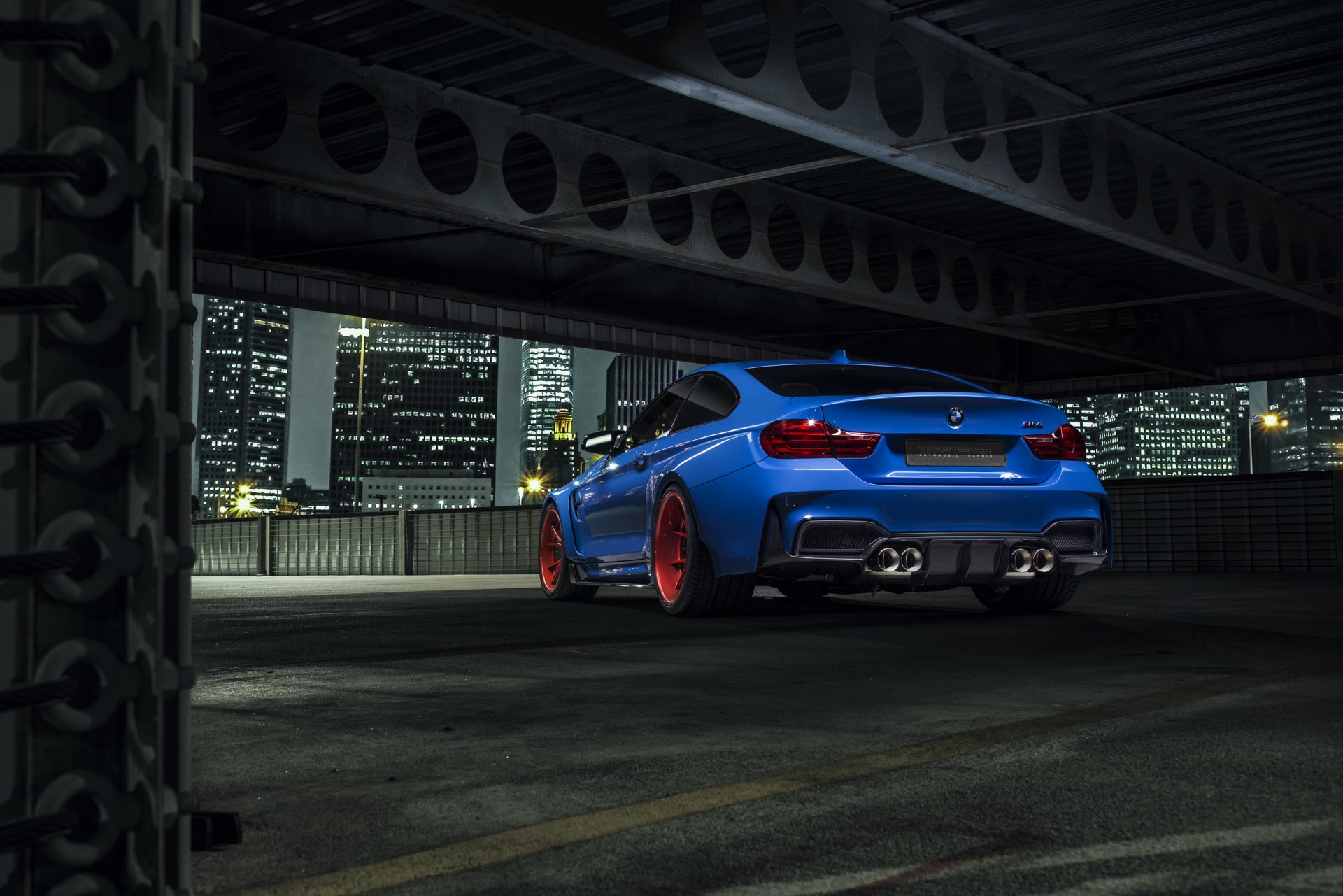 bmw gtrs4 vorsteiner koła widebody sesja zdjęciowa niebieski nigth miasto tył