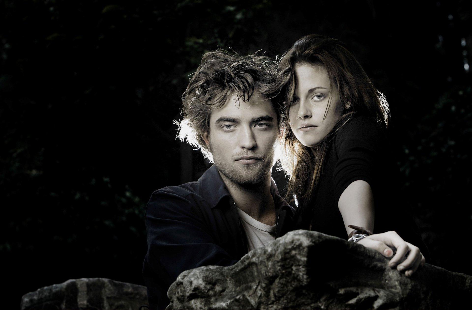 kristen stewart robert pattinson attori cinematografici coppia crepuscolo film occhi faccia