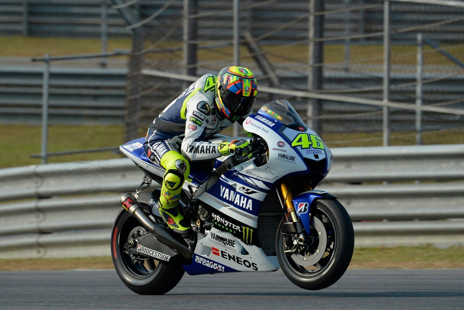 valentino rossi test yamaha 2014 motogp