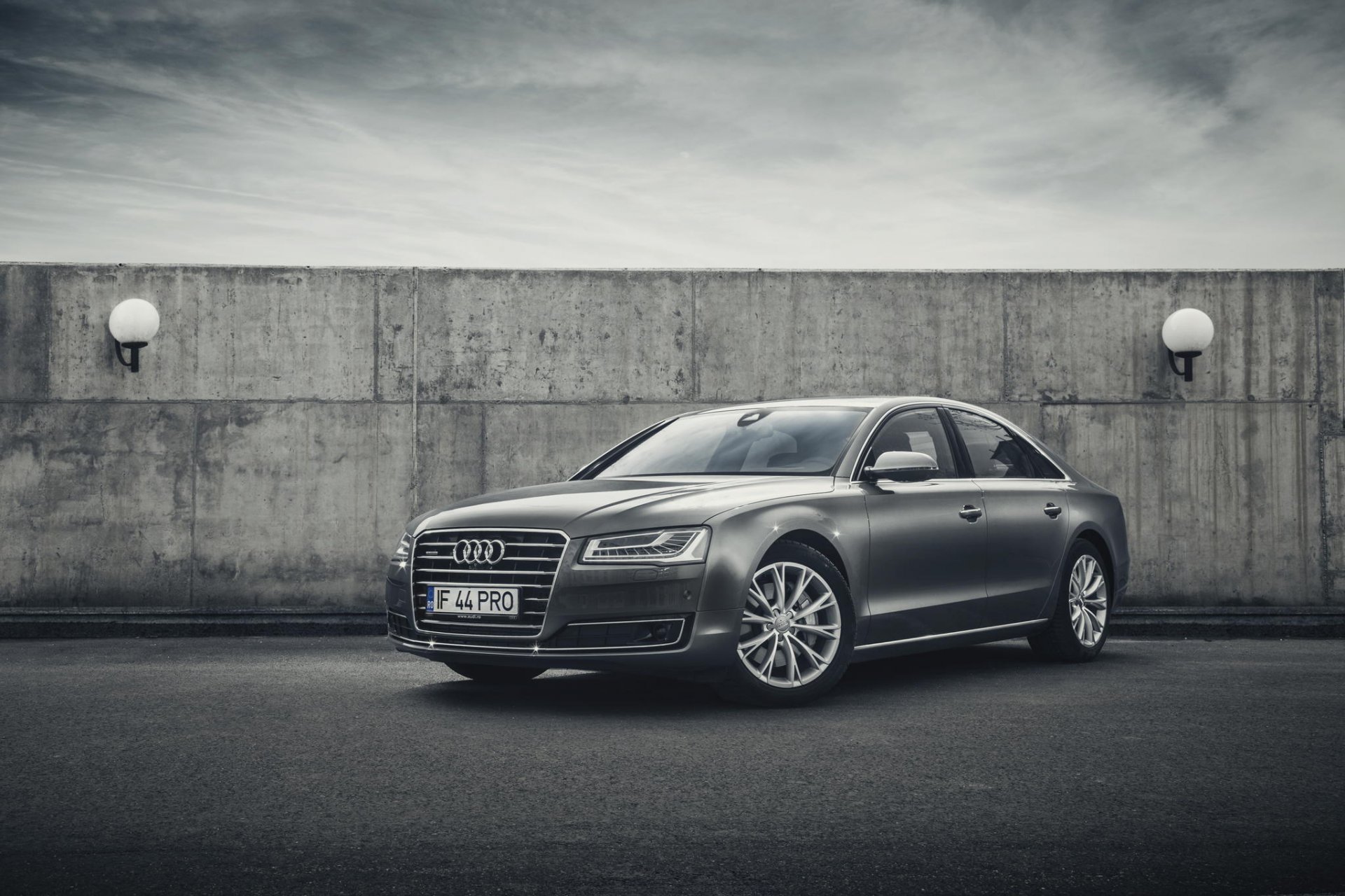 audi a8 audi luz rumania