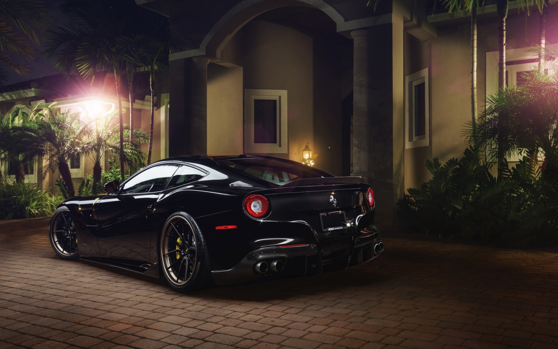 ferrari f12 berlinetta koła boutique capristo układ wydechowy gmbh tył